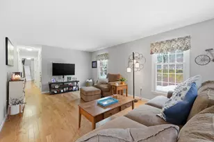 20 Jamestown Dr, Springfield, MA 01108 - Photo 13