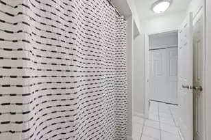 20 Jamestown Dr, Springfield, MA 01108 - Photo 37