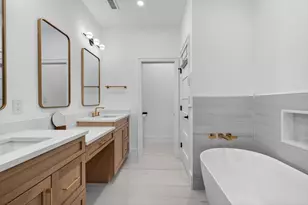 71 Cloverdale, Newton, MA 02461 - Photo 7