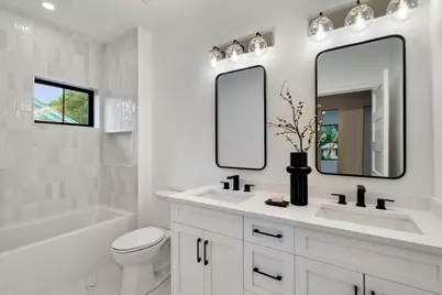 71 Cloverdale #1, Newton, MA 02461 - Photo 19