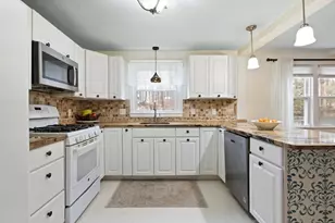 55 Thomas Dr, Chelmsford, MA 01824 - Photo 7