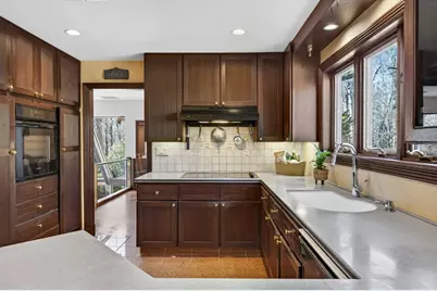 923 Drift Rd, Westport, MA 02790 - Photo 9