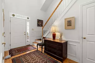 201 Willow Brook Dr, Wayland, MA 01778 - Photo 3