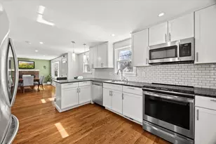 220 Weymouth St, Holbrook, MA 02343 - Photo 23