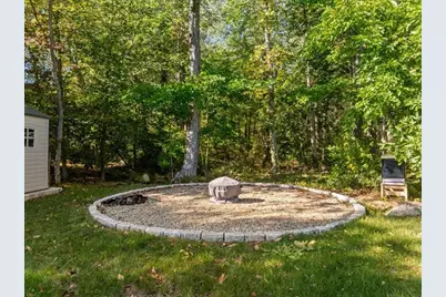 220 Weymouth St, Holbrook, MA 02343 - Photo 7