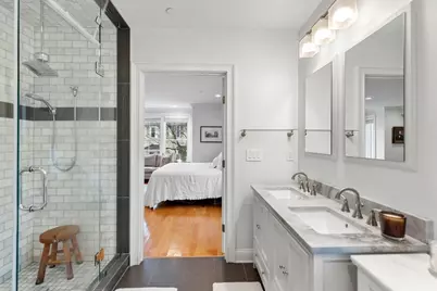 881 E 2nd #7, Boston, MA 02127 - Photo 7