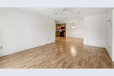 7 Crescent Way #302, Sturbridge, MA 01518 - Photo 9