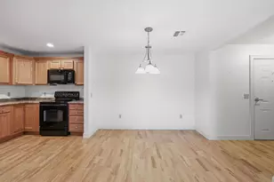 7 Crescent Way, Sturbridge, MA 01518 - Photo 3