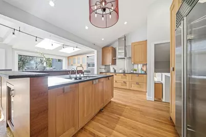 54 Oakvale Rd, Newton, MA 02468 - Photo 5