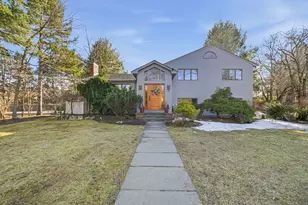 54 Oakvale Rd, Newton, MA 02468 - Photo 3