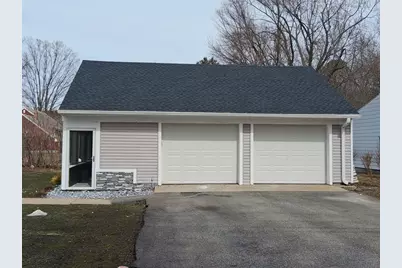 2085 Memorial Drv, South Hadley, MA 01075 - Photo 31