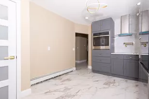 2085 Memorial Dr, South Hadley, MA 01075 - Photo 7