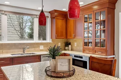 70 Ardsmoor Rd, Melrose, MA 02176 - Photo 13