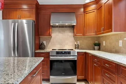 70 Ardsmoor Rd, Melrose, MA 02176 - Photo 17