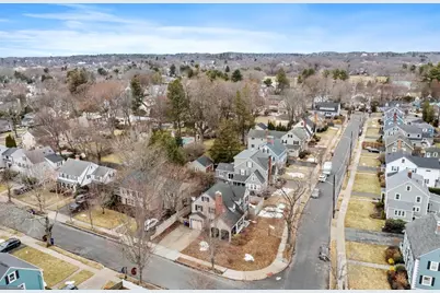 70 Ardsmoor Rd, Melrose, MA 02176 - Photo 39