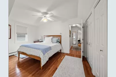 40 Newfield St, Boston, MA 02132 - Photo 9