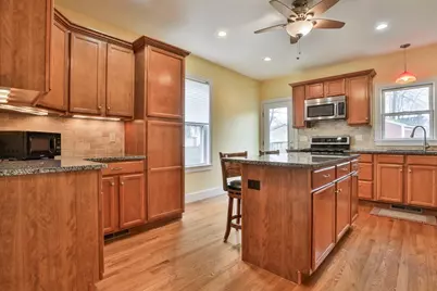 24 Austin St, Milton, MA 02186 - Photo 11