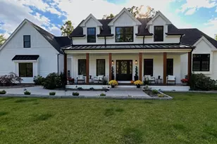 401 South St, Foxboro, MA 02035 - Photo 1