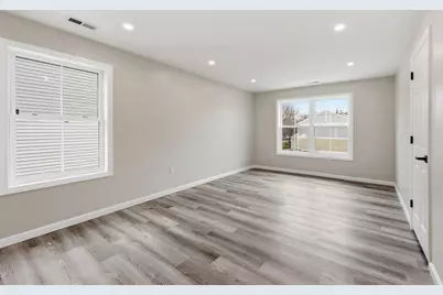 14 Crane St, Springfield, MA 01104 - Photo 21