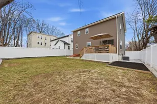 14 Crane St, Springfield, MA 01104 - Photo 29