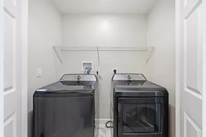 14 Crane St, Springfield, MA 01104 - Photo 19