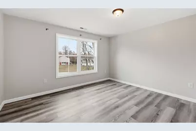 14 Crane St, Springfield, MA 01104 - Photo 25