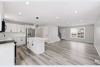 14 Crane St, Springfield, MA 01104 - Photo 9