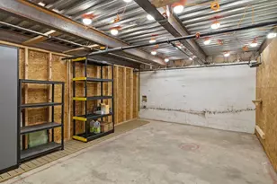 12 Mohawk St, Boston, MA 02127 - Photo 29