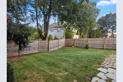 4 Latisquama Rd, Southborough, MA 01772 - Photo 9