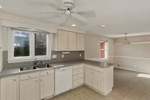 309 Island Pond Rd, Springfield, MA 01118 - Photo 5