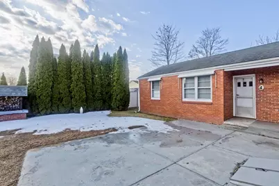 309 Island Pond Rd, Springfield, MA 01118 - Photo 31