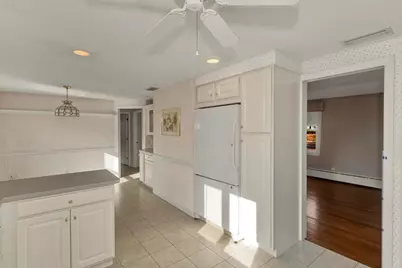 309 Island Pond Rd, Springfield, MA 01118 - Photo 7