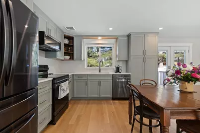 31 Downing St, Norwood, MA 02062 - Photo 5