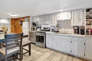 222 Walnut St, Saugus, MA 01906 - Photo 19