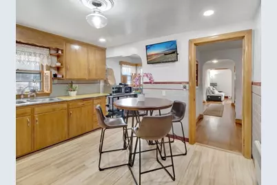 222 Walnut St, Saugus, MA 01906 - Photo 17