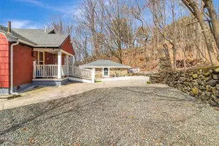 222 Walnut St, Saugus, MA 01906 - Photo 35