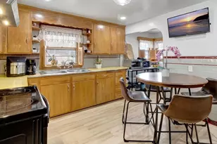 222 Walnut St, Saugus, MA 01906 - Photo 13