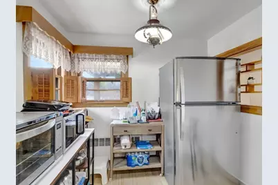 222 Walnut St, Saugus, MA 01906 - Photo 13
