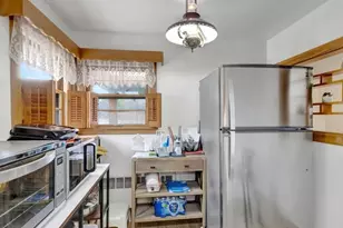 222 Walnut St, Saugus, MA 01906 - Photo 13