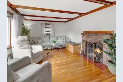 222 Walnut St, Saugus, MA 01906 - Photo 11