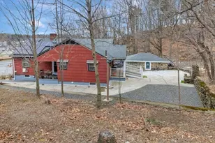 222 Walnut St, Saugus, MA 01906 - Photo 5