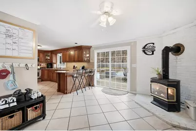 1173 E Mountain Rd, Westfield, MA 01085 - Photo 7