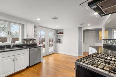 2 Taylor Rd, Yarmouth, MA 02664 - Photo 9