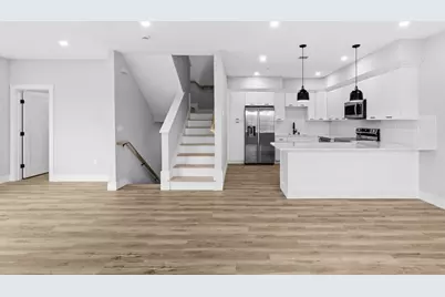 889-895 Grinnell St. #2, Fall River, MA 02721 - Photo 9