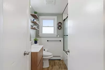 27 Garfield Ave, Saugus, MA 01906 - Photo 17