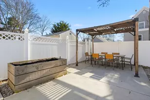 27 Garfield Ave, Saugus, MA 01906 - Photo 35