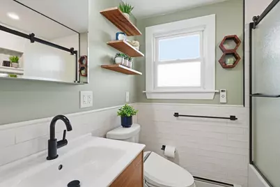 27 Garfield Ave, Saugus, MA 01906 - Photo 15