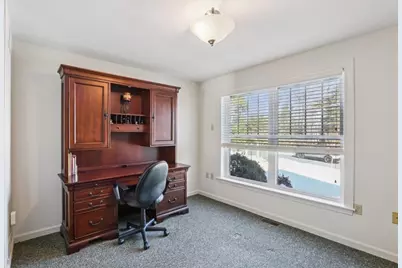 11 Thaxton Rd, Beverly, MA 01915 - Photo 19