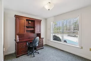 11 Thaxton Rd, Beverly, MA 01915 - Photo 19