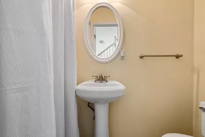 25 Magnolia Ln, Marlborough, MA 01752 - Photo 5